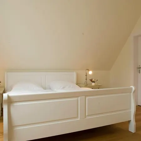 Ruhiges Krienke - Doppelhaus Mit Sauna&kamin Rankwitz