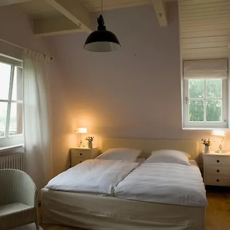 Ruhiges Krienke - Doppelhaus Mit Sauna&kamin * Rankwitz